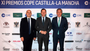 Eurocaja Rural, galardonada en los Premios COPE CLM por su evento 'Desafío'
