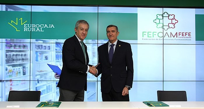 Eurocaja Rural y FEFCAM firman un convenio para fortalecer el sector farmacéutico en Castilla-La Mancha