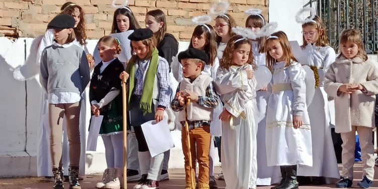 Entrevista. Belén Viviente y bocadillo solidario en la Parroquia del Cristo del Amparo