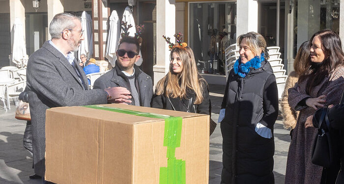 La Calle Mayor Solidaria busca un juguete nuevo para 500 niños de Guadalajara