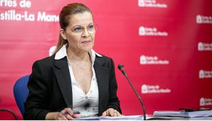la directora del Instituto de la Mujer, Lourdes Luna.