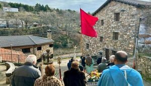 Los diputados Octavio Contreras y Javier Abad acompañan a los vecinos de Aldeanueva de Atienza en el día de su patrona