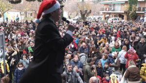 Los niños de Azuqueca despiden 2023 con sus 'Campanadas infantiles'