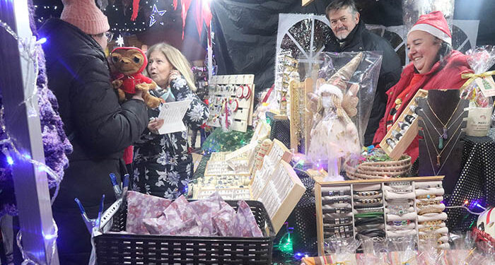 Más de una veintena de puestos en el Mercado Navideño de Fantasía 2023 de Cabanillas