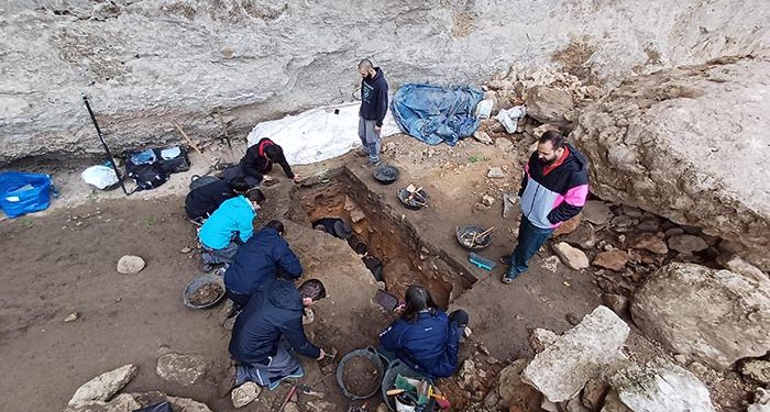 Nueva campaña en el yacimiento paleolítico de Peña Capón en Tamajón 1 Nueva campaña en el yacimiento paleolítico de Peña Capón en Tamajón