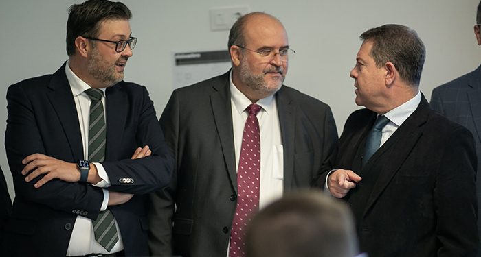 Page destaca los 8.000 millones de euros que dedican los presupuestos regionales de 2024 al área social