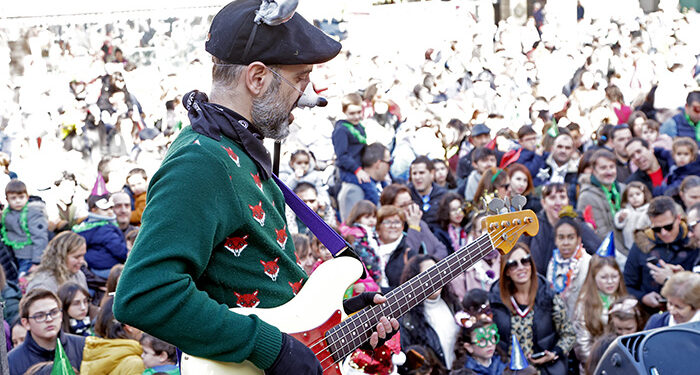 Precampanadas infantiles en la Plaza Mayor y vermús callejeros para despedir el año en Guadalajara 1 Precampanadas infantiles en la Plaza Mayor y vermús callejeros para despedir el año en Guadalajara