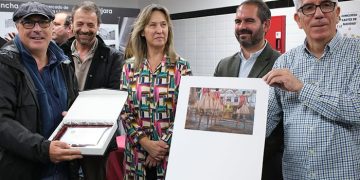 Inaugurada la exposición de fotografías de las Ferias y Fiestas 2023 y 2022 de Guadalajara en el Mercado de Abastos