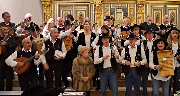 Primeros villancicos de la Navidad con el Certamen de Rondas Virgen de la Antigua