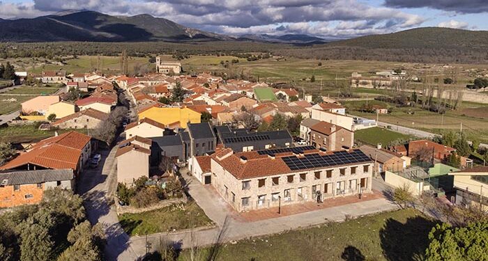 Tamajón se une a la Plataforma para luchar por las plazas subvencionadas de su residencia