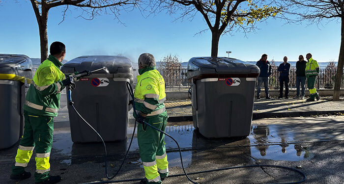 Vega del Henares pone en marcha un servicio de limpieza y desinfección de contenedores 1 Vega del Henares pone en marcha un servicio de limpieza y desinfección de contenedores