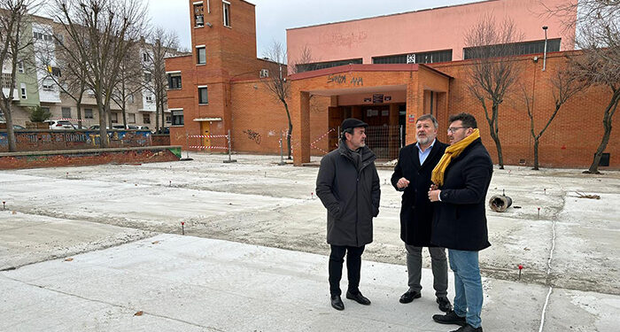 A punto de concluir las obras de mejora de la Plaza de Santa Ana