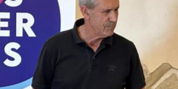 Entrevista. Fernando Sánchez, alcalde de Moya. Este domingo festejan a San Antón en Los Huertos de Moya, para asegurar la procesión y el encuentro de los que emigraron a Valencia.