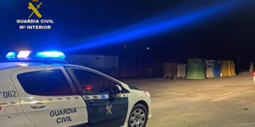 Conducía por Espinosa de Henares bebido, con un bebé sin asegurar y con el carnet suspendido... La Guardia Civil lo investiga