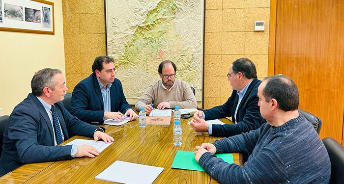 Doménech destaca la receptividad y sensibilidad de la Comunidad de Madrid “ante un problema que compartimos como es el cierre del tren”