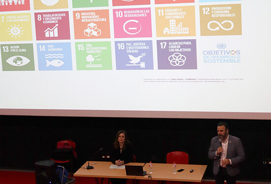 El Ayuntamiento de Azuqueca impulsa su Agenda 2030 "para acceder a más fondos europeos y seguir mejorando la ciudad" 1 El Ayuntamiento de Azuqueca impulsa su Agenda 2030 para acceder a más fondos europeos y seguir mejorando la ciudad