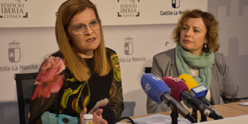 El Gobierno regional contabiliza 7.768 llamadas durante el año 2023 a la línea permanente de atención 900 100 114
