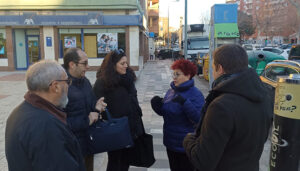 El PP solicita al Ayuntamiento de Cuenca acabar con el “basurero” ocasionado en el barrio de San Fernando, así como el arreglo de su plaza