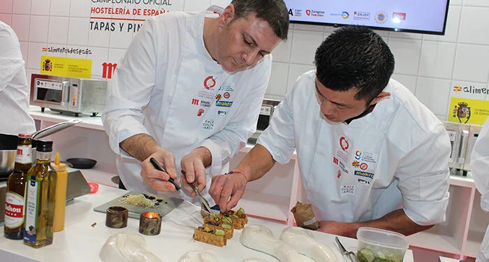 Gran actuación de Carlos Gumiel en el II Campeonato de Tapas y Pinchos de Hostelería de España