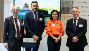 Invierte en Cuenca conversa con representantes de MIPIM para ubicar el suelo industrial de Cuenca en este evento