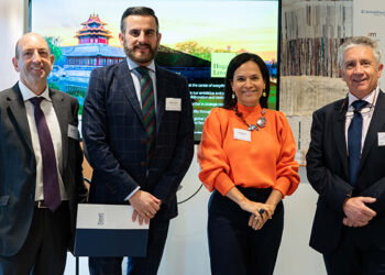 Invierte en Cuenca conversa con representantes de MIPIM para ubicar el suelo industrial de Cuenca en este evento