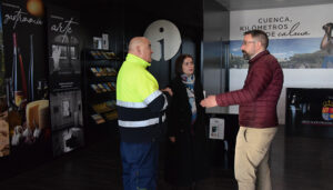 La Diputación de Cuenca aumenta un 62% el convenio con la Agrupación de Hostelería para dotar de personal la oficina de recepción de turistas del AVE