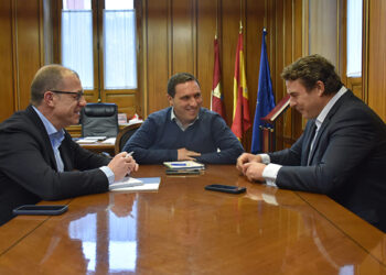 La Diputación de Cuenca se une a los empresarios y pide al Gobierno de España un incremento de las ayudas al funcionamiento