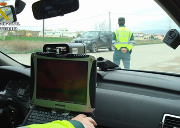 La Guardia Civil de Cuenca investiga a un conductor por circular a 220 kmh en Las Pedroñeras y darse a la fuga