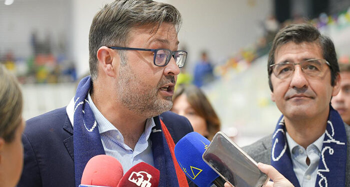 La Junta pide a los centros educativos “agilidad” para comunicar cualquier incidencia en una primera semana de trimestre marcada por el frio