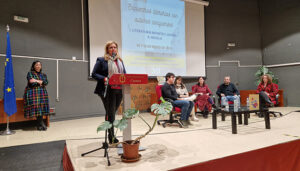 La literatura infantil y juvenil protagonizan la primera jornada de los ‘Encuentros literarios con autores conquenses’