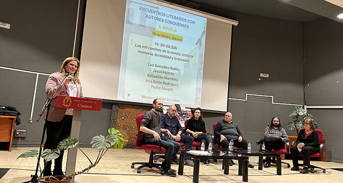 La novela copa el contenido de la segunda y última jornada de los ‘Encuentros literarios con autores conquenses’