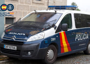 La Policía Nacional recupera en la N-II un camión que había sido robado en Guadalajara