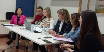 Las ayudas al emprendimiento llegan a Villanueva de la Jara de la mano de AMEP y la Junta