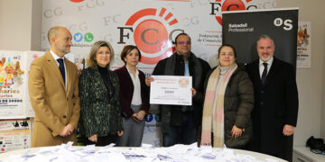 Los Reyes Millonarios Solidarios reparten 4.000 euros en compras en comercios de Guadalajara y 500 euros a APANDAGU