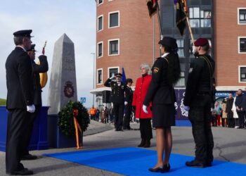 La subdelegada del Gobierno en Guadalajara destaca la “confianza ciudadana ganada con esfuerzo y sacrificio” por la Policía Nacional en la celebración del bicentenario