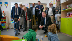 Page afirma que Cuenca “puede revertir la inercia de la despoblación en el plazo de diez años”