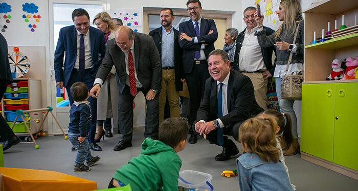 Page afirma que Cuenca “puede revertir la inercia de la despoblación en el plazo de diez años” 1 Page afirma que Cuenca “puede revertir la inercia de la despoblación en el plazo de diez años”