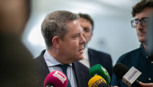 Page lamenta que España “esté metida en un laberinto sin salida” donde el independentismo pretende que se gobierne “con camisa de fuerza”