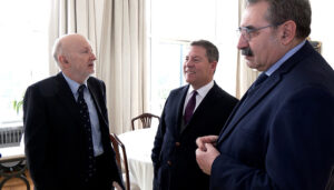 Page mantiene un encuentro institucional en la Embajada de España en China y conoce ‘in situ’ la plataforma de información del país asiático