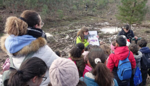 Rewilding Spain pone en marcha una campaña de educación en el Alto Tajo y la Sierra de Albarracín que conecta a los niños con la naturaleza de su entorno