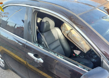 Sorprendido “in fraganti” cuando cometía un robo en el interior de un vehículo en Azuqueca de Henares