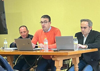 Unas veinte personas conocen las ayudas de la junta para empresas en la jornada realizada por AMEP en Las Majadas