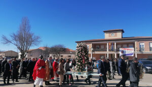 Villanueva de la Torre conmemora a su patrona, Santa Águeda, con su tradicional misa y procesión, y el II Concurso de Gachas