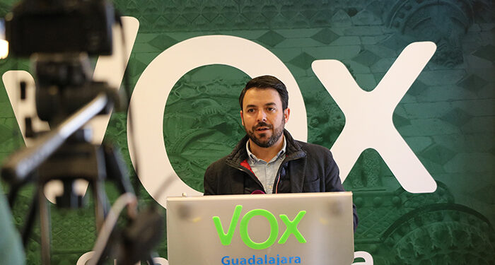 VOX presenta recurso al Ayuntamiento de Pioz por incumplir la Ley al poner sueldo el alcalde del PSOE a dos tránsfugas