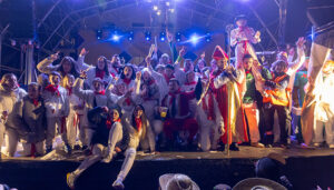 Alta participación y mucha creatividad en el Concurso de disfraces de adultos de Guadalajara