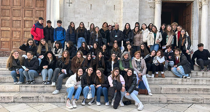 Alumnos del IES Alcarria Baja de Mondéjar aterrizan en Bari con el programa Erasmus