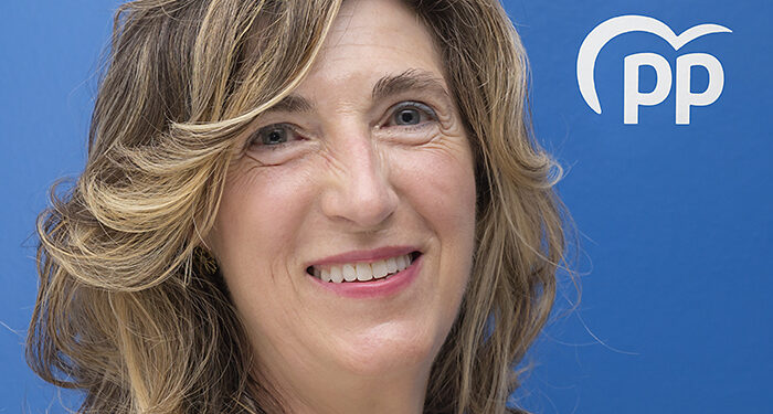 Cristina López “El equipo socialista de Darío Dolz ha dejado perder más de 200.000 kilómetros de transporte urbano”