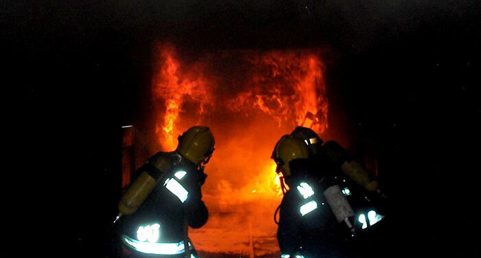 Desalojado un edificio de seis plantas en Azuqueca por un incendio 1 Desalojado un edificio de seis plantas en Azuqueca por un incendio