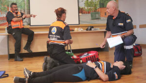 El Ayuntamiento organiza unas charlas de primeros auxilios y atención de emergencias para comerciantes de Cabanillas