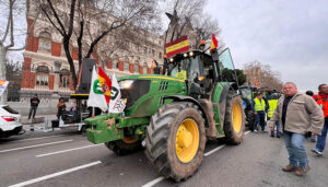 El campo español estalla en Madrid con una tractorada histórica, sin los sindicatos de clase que se han convertido en gestorías